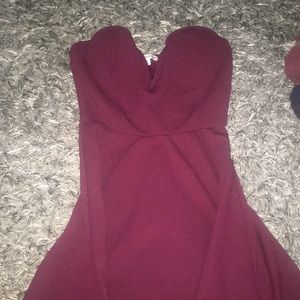 Magenta v wired strapless short dress